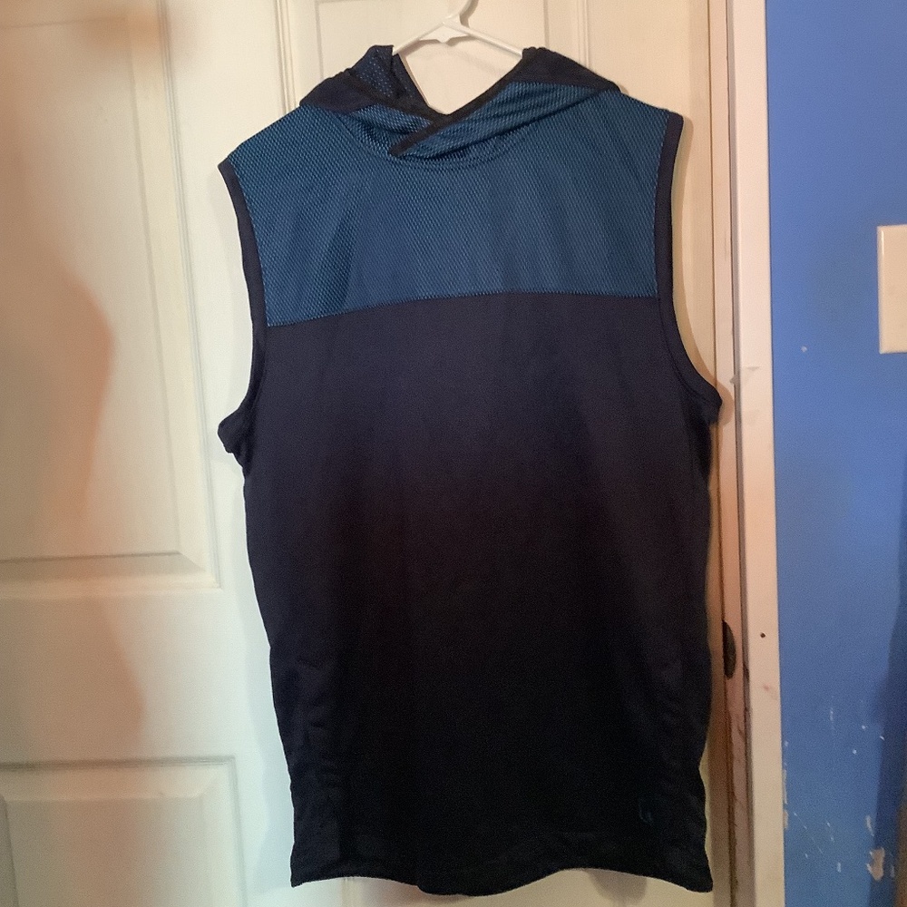 Men’s And1Blue/ Navy blue sleeveless hoodie Size M